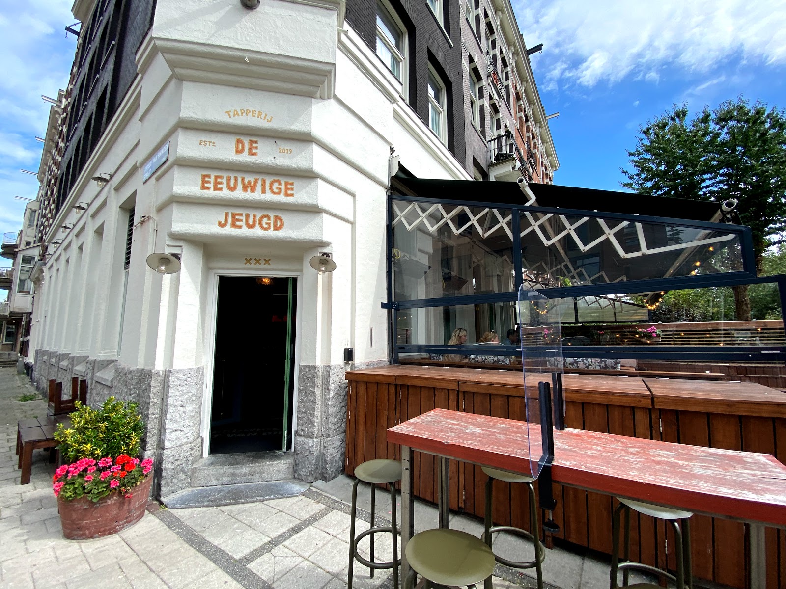 cafe-de-jeugd-amsterdam